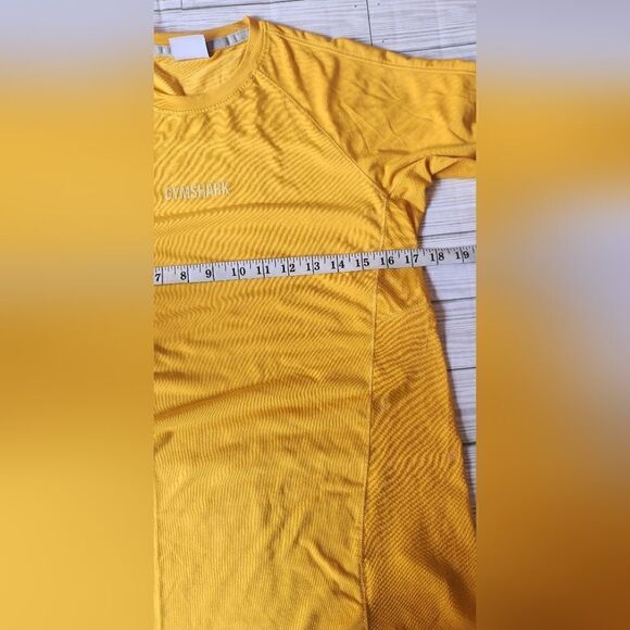 Gymshark Chalk T-Shirt for Men in Yellow Size Small - Picture 7 of 8